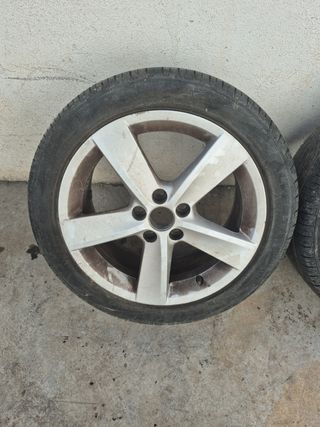 Llantas Volkswagen Polo 6R0601025Q con Neumáticos