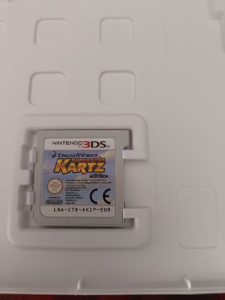 Nintendo 3DS Roja + Juegos