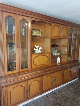 Mueble Comedor Madera y Cristal