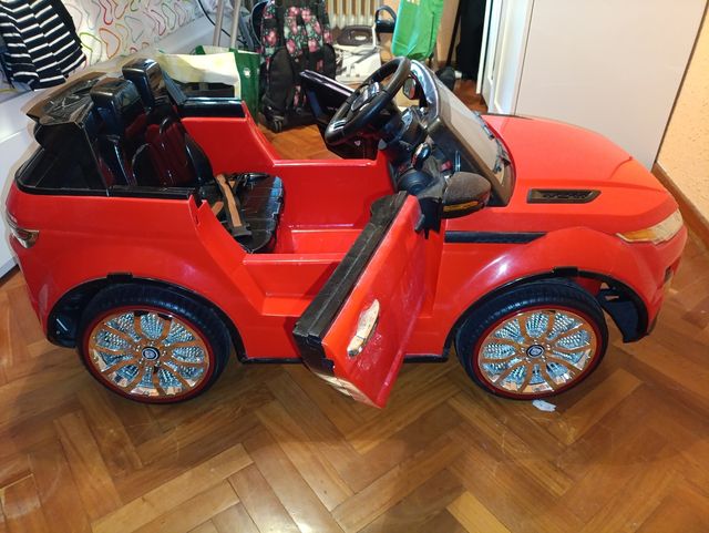 Coche eléctrico infantil tipo Range Rover