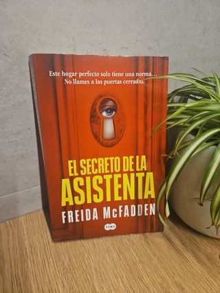 El secreto de la asistenta (La asistenta 2)