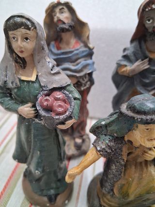 Lote 8 figuras belén