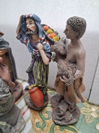 Lote 8 figuras belén