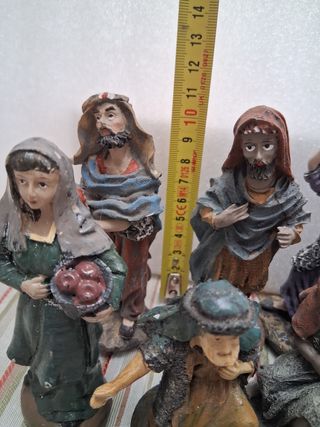 Lote 8 figuras belén