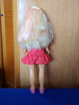 Muñeca Nancy Vestido Rojo Lunares