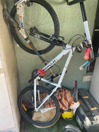 BTWIN Rockrider 300 - Bicicleta MTB 26 Ligera