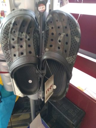 Crocs uomo camouflage possibile div num