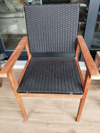 OCASIÓNN!!!!!lote 4 Sillas Ratam y Madera.Nuevas