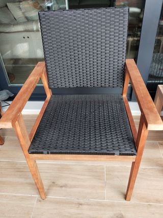 OCASIÓNN!!!!!lote 4 Sillas Ratam y Madera.Nuevas