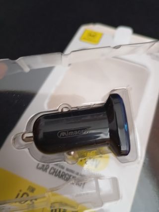 CARGADOR COCHE  { ¡OjO! cable de 1 metro }