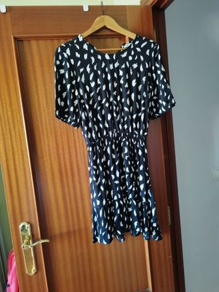 Vestido negro y blanco estampado