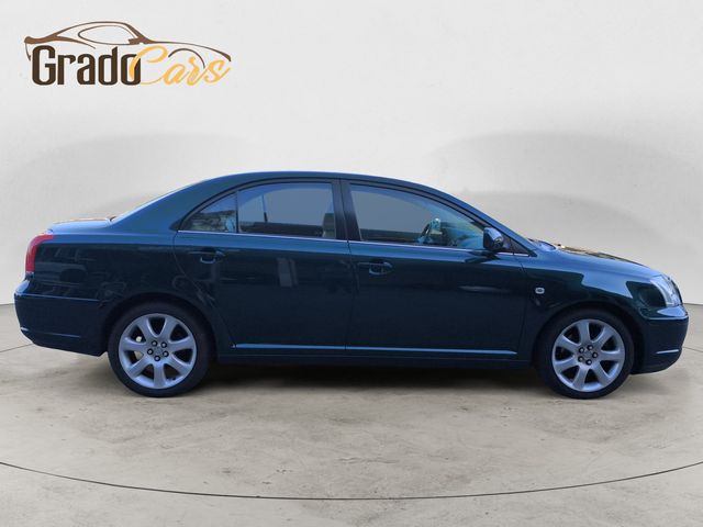 Toyota Avensis 2003