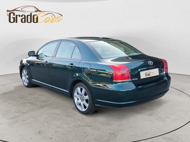 Toyota Avensis 2003