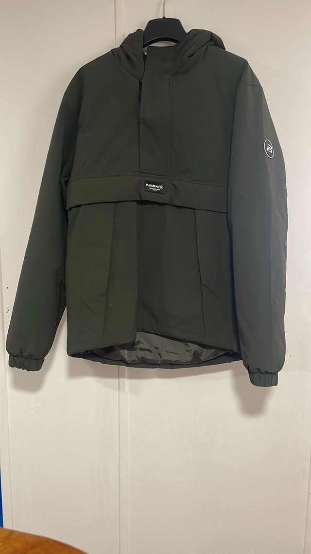 Parka Pull&Bear verde oliva