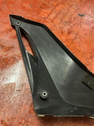 CARENADO DER. YZF R125