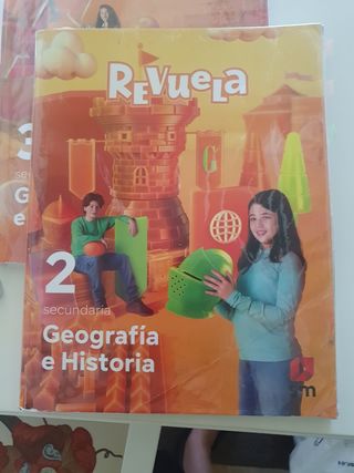 Geografía e Historia. 2 Secundaria. Revuela