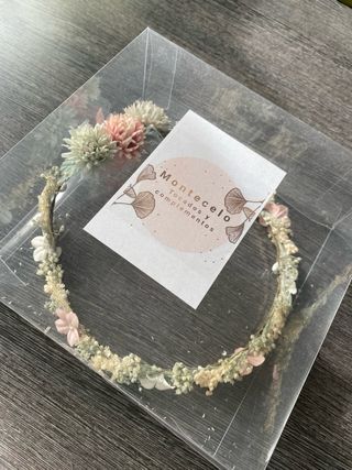 Corona tocado flores comunión niña