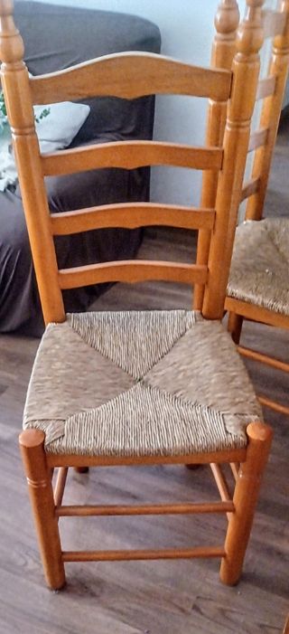 Conjunto Mesa y 4 Sillas Madera en SANTA COLOMA GR