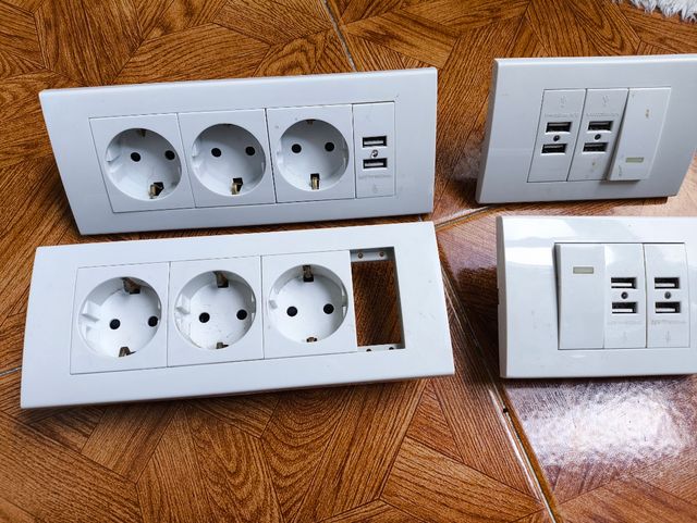 Enchufes dobles cuadruplles USB