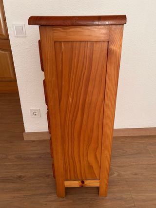 Cómoda vintage de madera