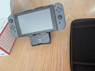 Nintendo Switch + Accesorios y Juegos