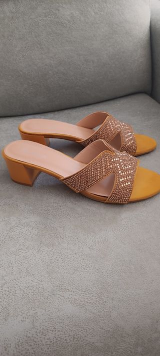 Sandalias Primavera Amarillas con Brillantes