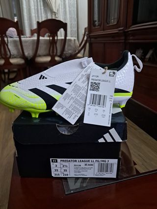 Botas de fútbol Adidas Predator League LL FG/MG J