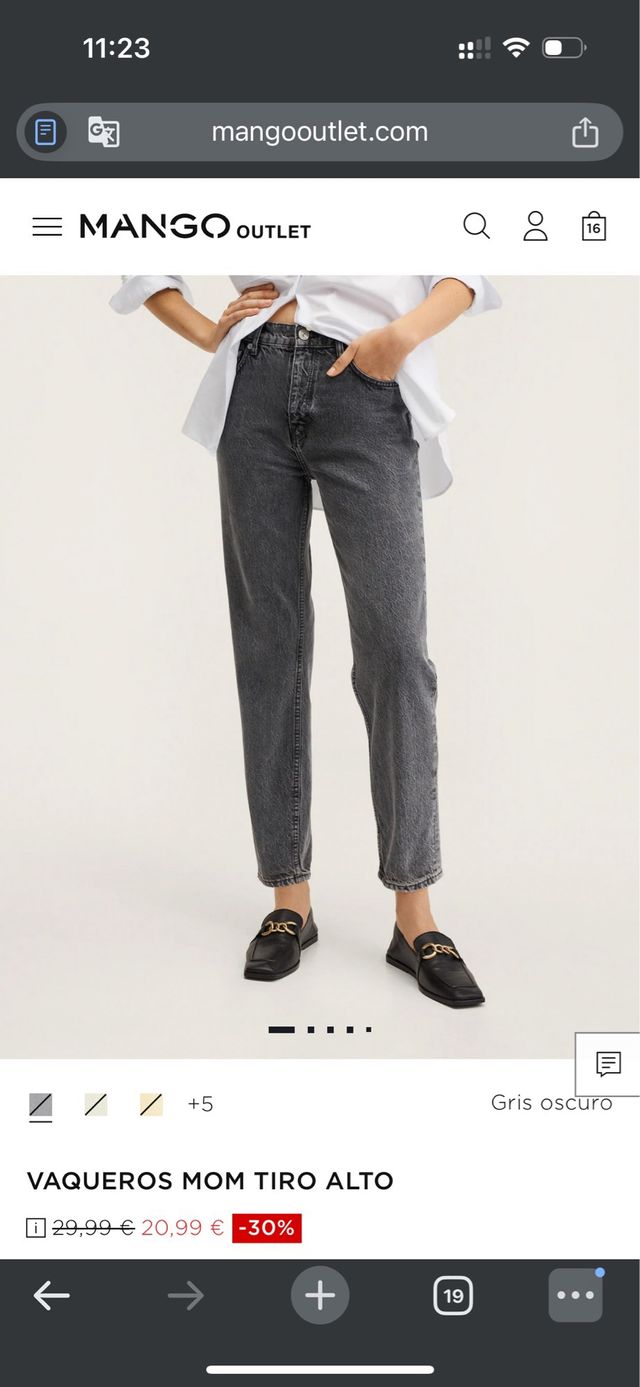 Vaqueros Mom Tiro Alto Mango Gris Oscuro