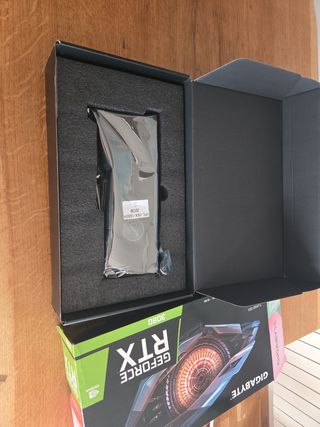 Gigabyte RTX 3080 Turbo Tarjeta Grafic GPU + CAJA