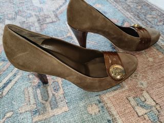 Décolleté Gucci marroni con fibbia