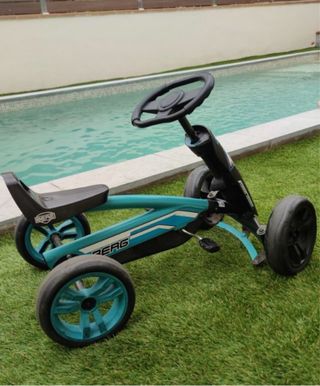 Coche de pedales Berg para niños