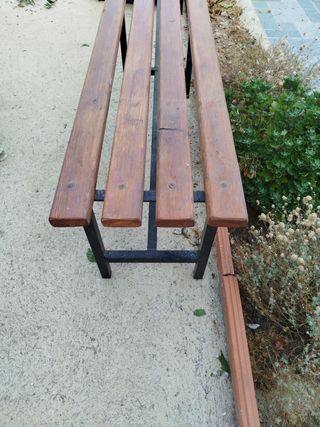 2 Bancos Madera y Metal