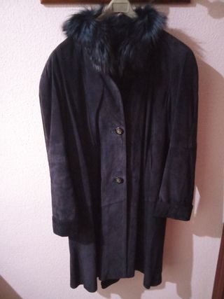 Abrigo de señora con cuello de pelo