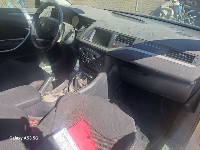 DESPIECE CITROEN C5 2010 2.0HDI 140CV RHF (1141)