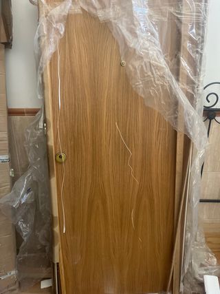 Puerta de casa de madera