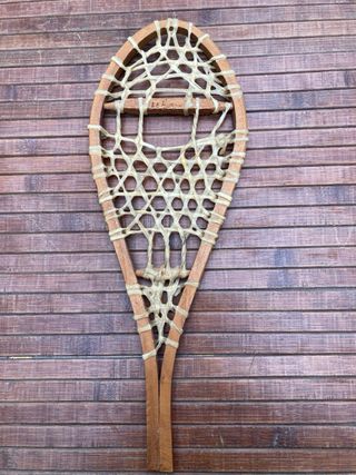 Raqueta de Nieve cannadiense