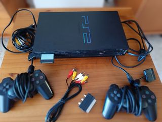 Consola PlayStation 2 Negra + 2 Mandos y 3 Juegos