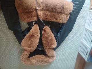 Cazadora cuero negro con pelo
