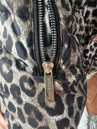 Chaqueta Michael Kors Animal Print Talla M