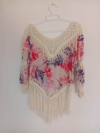 Top morado con cordones