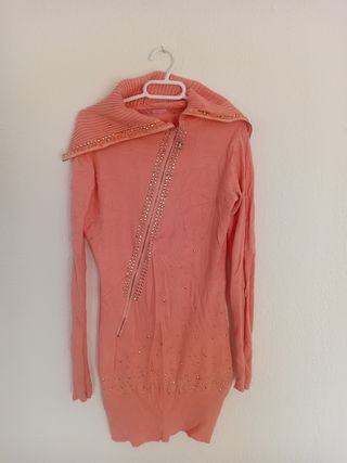 Top morado con cordones