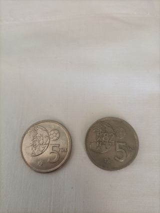 Dos monedas 5 pesetas Juan Carlos I 1980