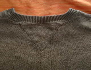 Jersey Tommy Hilfiger caqui talla XL