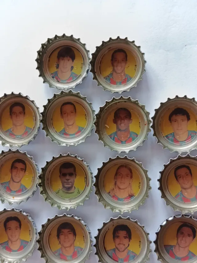 tapones corona. coca-cola Jugadores Barça