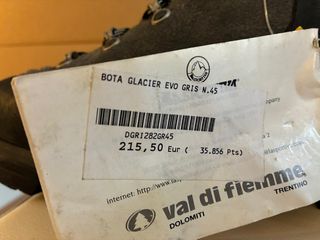 Botas de montaña talla 45 (Nueva)