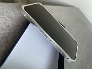 Funda iPhone 15 (bordes y cámara)