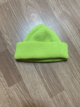 Cappello Bershka verde