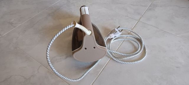 Ferro da stiro Rowenta Effective+ 2400W