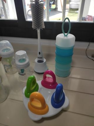 Lote Lactancia: Biberones y Accesorios