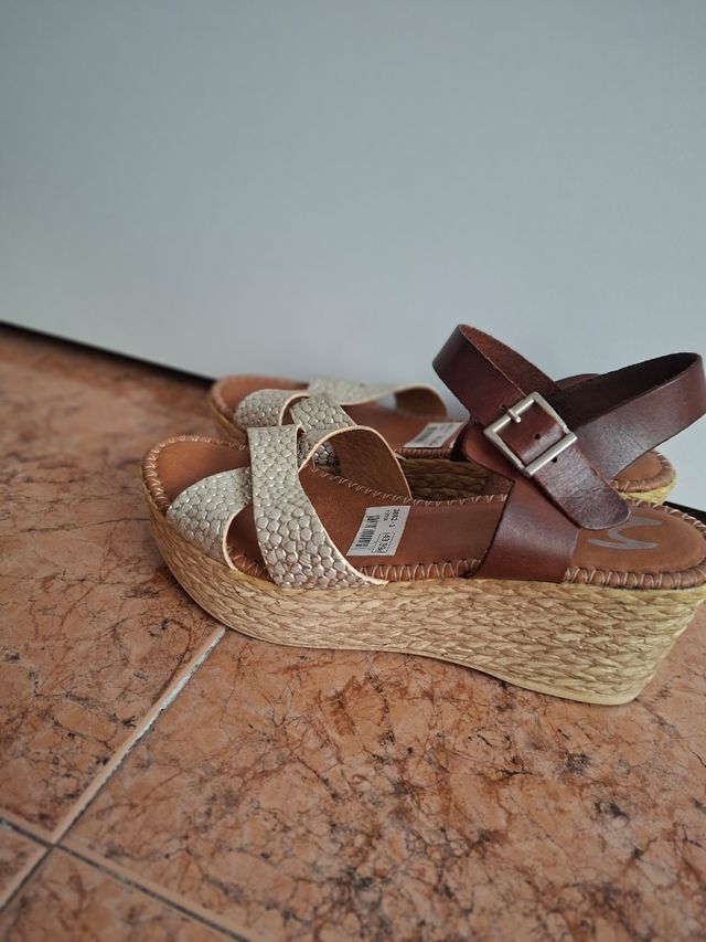 Sandalias Marila Talla 39 Doradas y Marrones